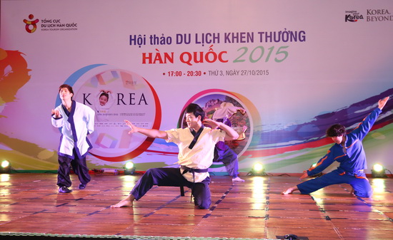 "Du lịch khen thưởng" bội thu ảnh 1